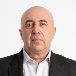 Carlos de la Cruz